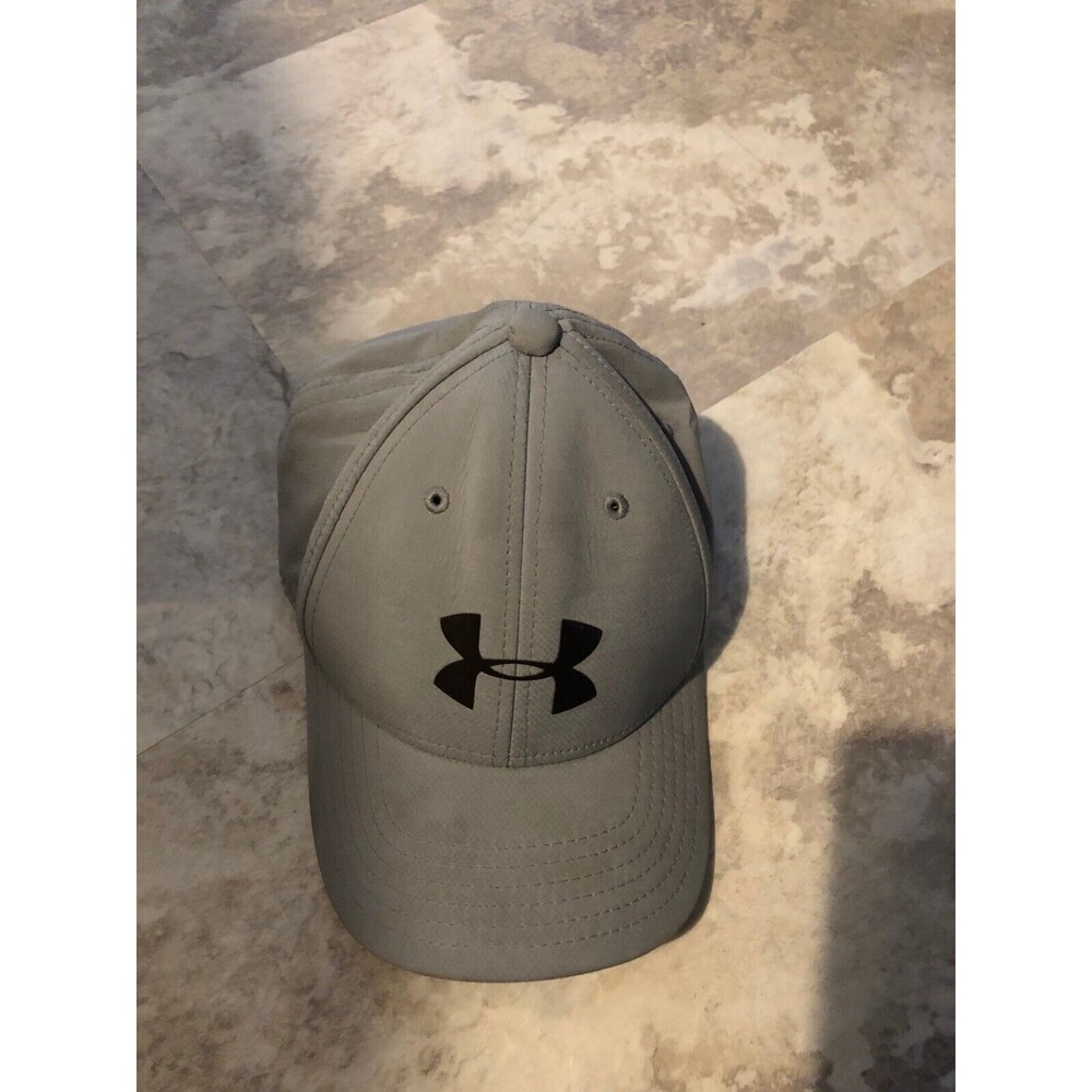 Under‎ Armour Cap Youth sm/med Gray Super Soft